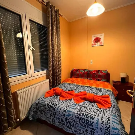 Teo's House 1 Apartament