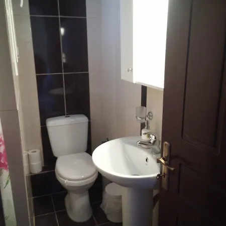 Teo's House 1 *